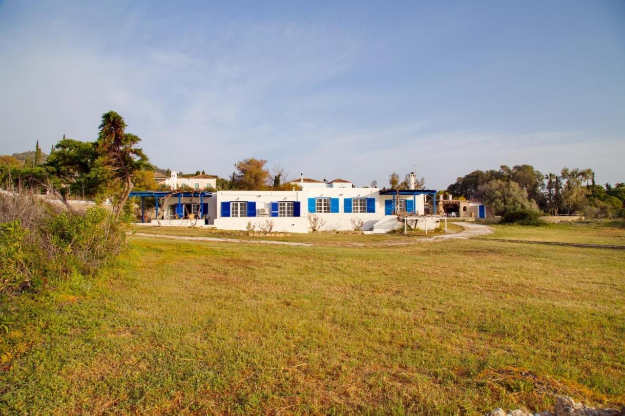 Aroura Homes 4Br Beachfront Villa Σπέτσες Εξωτερικό φωτογραφία