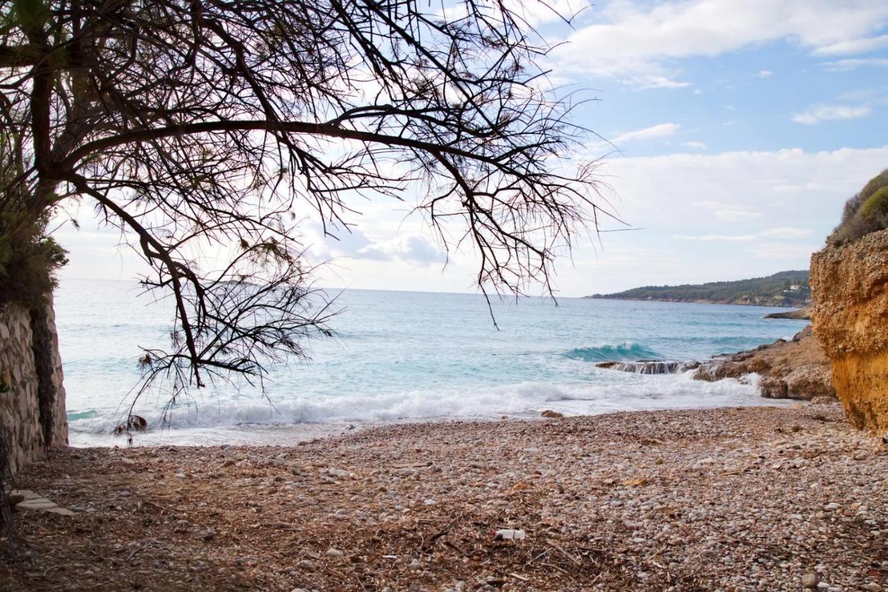 Aroura Homes 4Br Beachfront Villa Σπέτσες Εξωτερικό φωτογραφία