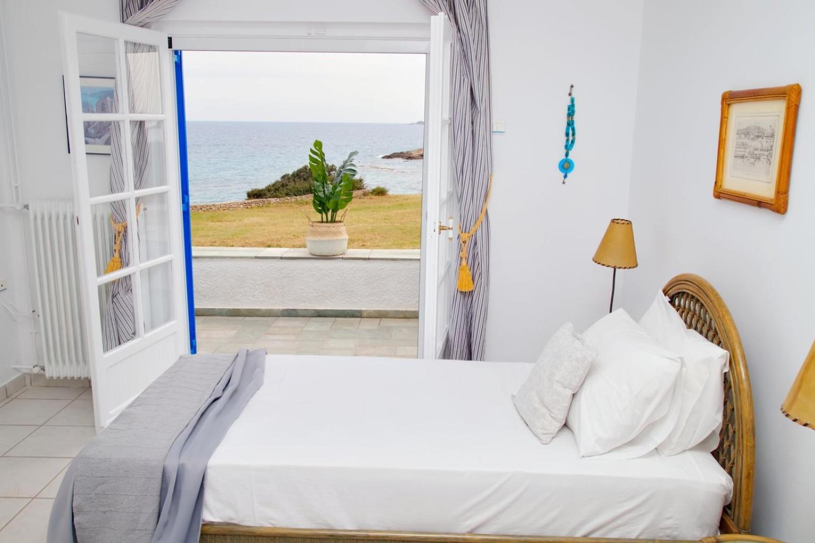 Aroura Homes 4Br Beachfront Villa Σπέτσες Εξωτερικό φωτογραφία