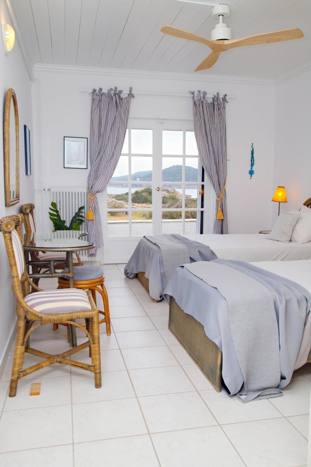 Aroura Homes 4Br Beachfront Villa Σπέτσες Εξωτερικό φωτογραφία