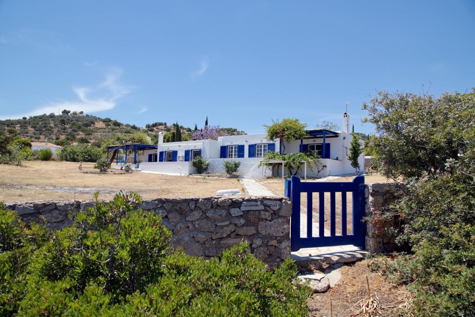Aroura Homes 4Br Beachfront Villa Σπέτσες Εξωτερικό φωτογραφία
