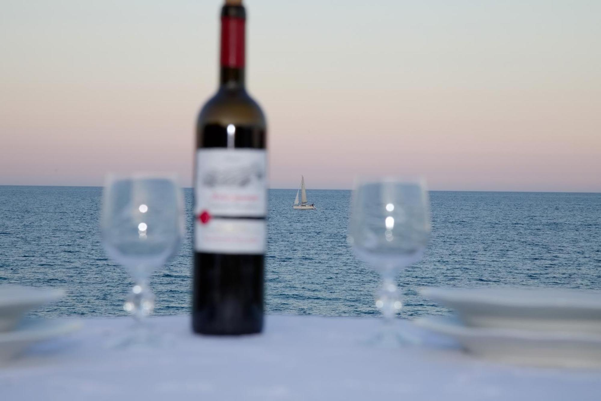 Aroura Homes 4Br Beachfront Villa Σπέτσες Εξωτερικό φωτογραφία