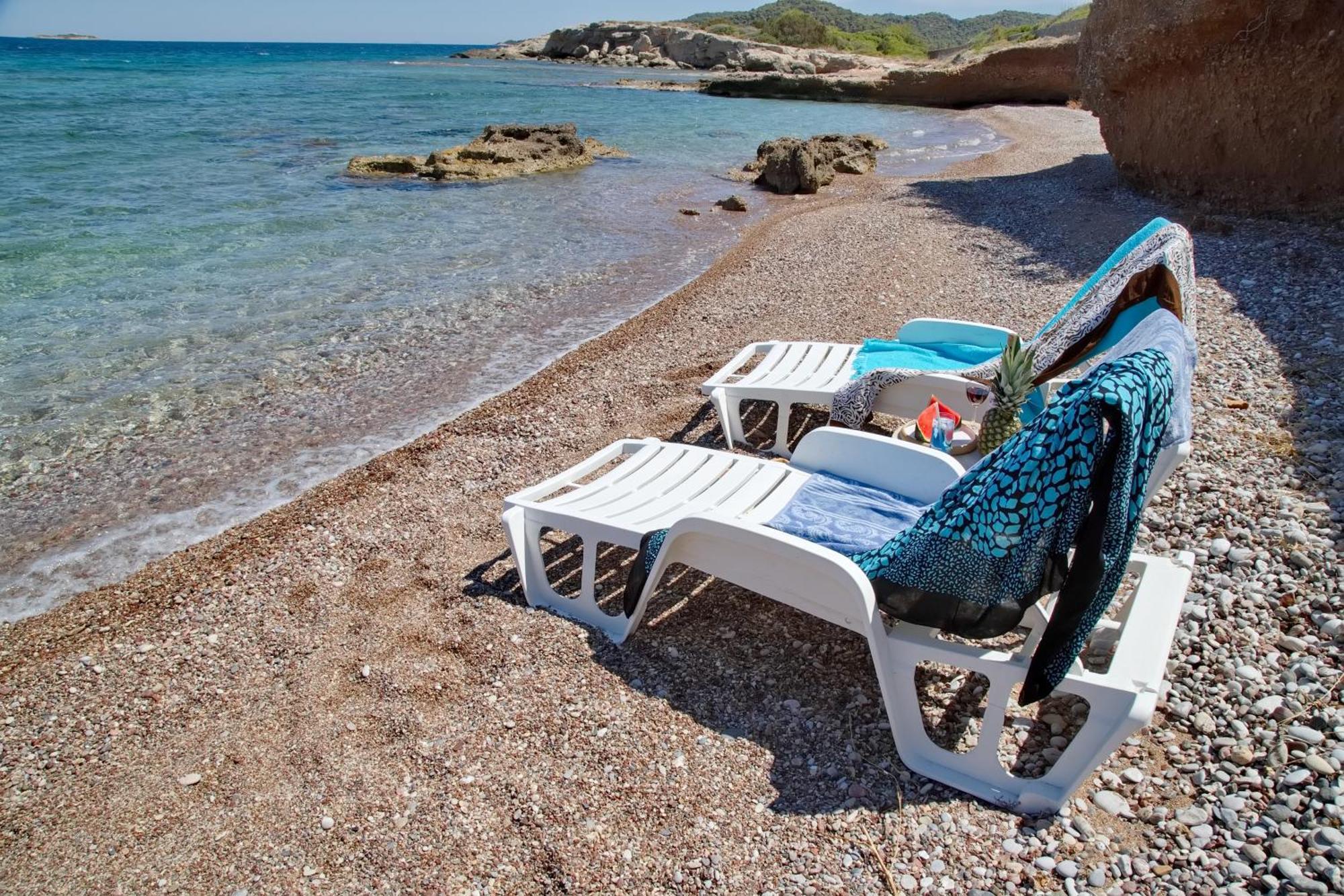 Aroura Homes 4Br Beachfront Villa Σπέτσες Εξωτερικό φωτογραφία
