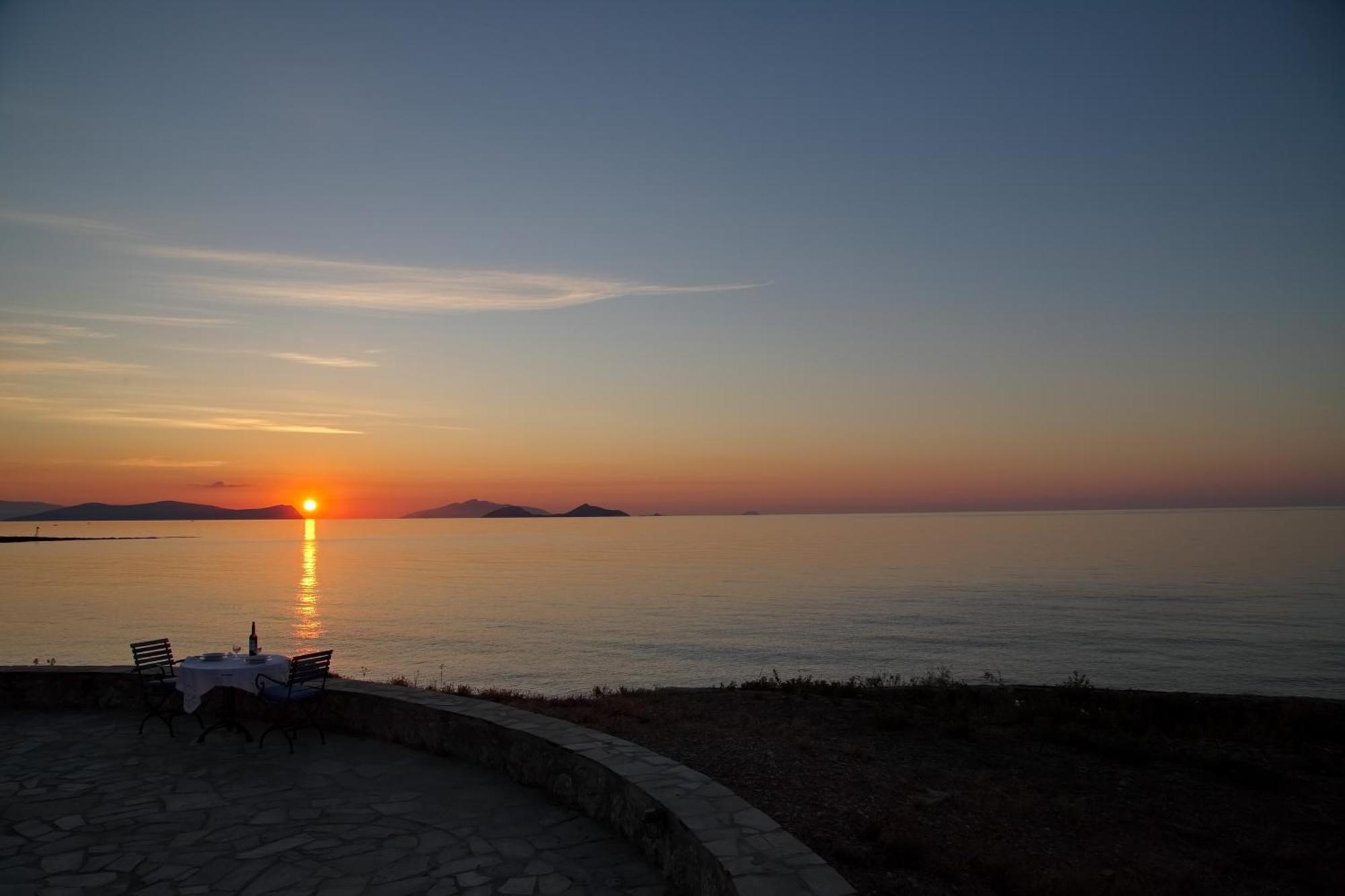 Aroura Homes 4Br Beachfront Villa Σπέτσες Εξωτερικό φωτογραφία